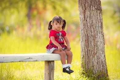 Cute Baby Girls Wallpapers HD Pictures