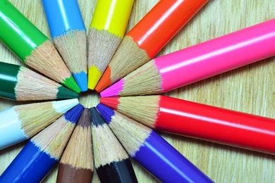 Pictures > Colored Pencils Wallpapers