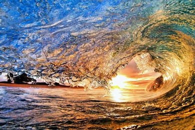 Tunnel made from a big wave of water into the sea 5120x3200.jpg