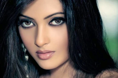 Download Indian Girl Wallpapers For Chrome