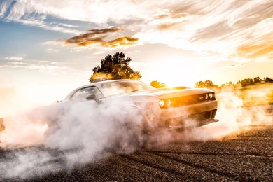 2016 Dodge Challenger Burnout Wallpapers