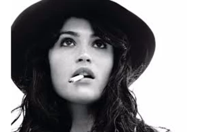 Black And White 2016 Gemma Arterton 4K Wallpapers