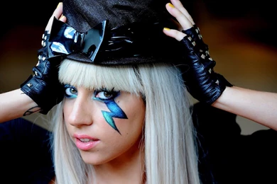 Download Lady Gaga Wallpapers HD 3905 1600x1000 Px High Resolution ...