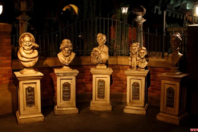 The Haunted Mansion: Part Of The New Outdoor Queue.
