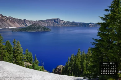 Free Desktop Calendar Wallpapers For August!