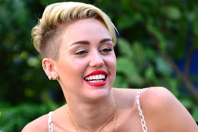 Miley Cyrus Red Lips Desktop Backgrounds HD 1920x1080