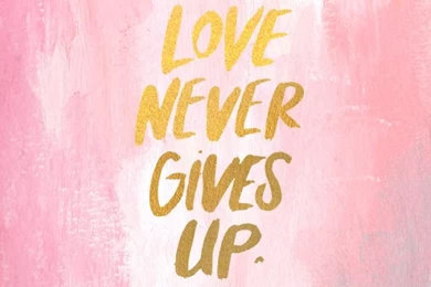 April Desktop + Wallpapers — KELLI & VANESSA