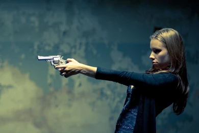 Download Girl With A Gun Wallpapers For HTC Thunderbolt