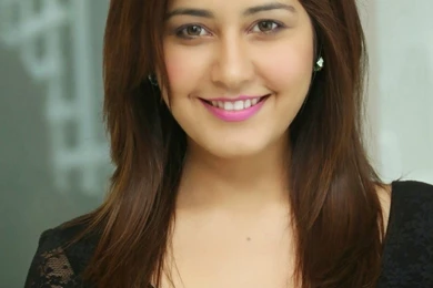 Shivam Actress Rashi Khanna Uneen Stills