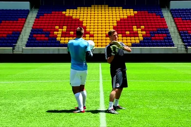 Goalkeeping   Pairs: Back To Back Twist Outward [New York Red ...