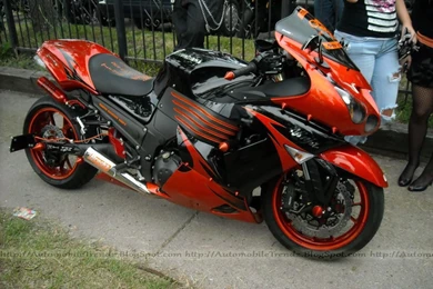 KAWASAKI NINJA ZX 10R Review And Photos