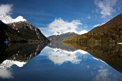 Snowy Tops Of The Mountains By The Lake Wallpapers   Nature ...