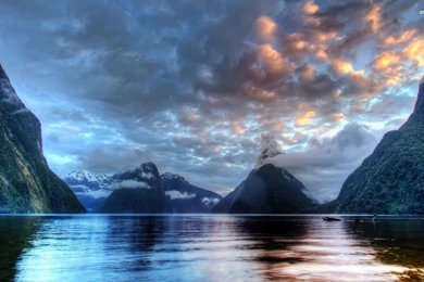 Gorgeous View Of The Clouds Dancing Around The Mountain Tops ...