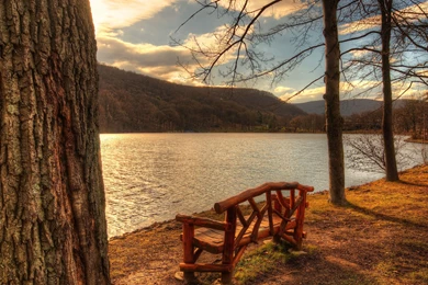 Relaxing Spot On The Lake Side Wallpapers