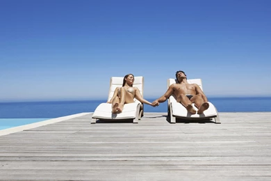 Wallpapers Relaxing Couple   1920 X 1200   People Men Women Child ...