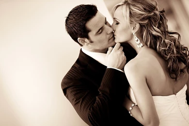 Kissing Couple Love HD Wallpapers