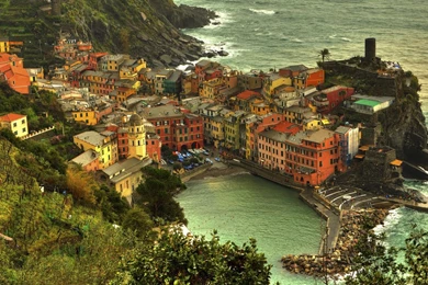 Cinque Terre, Italy On Dark Day Wallpapers [1920x1080]