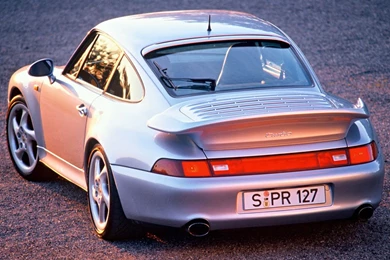 Porsche_911_turbo_1995_wallpapers_1.jpg