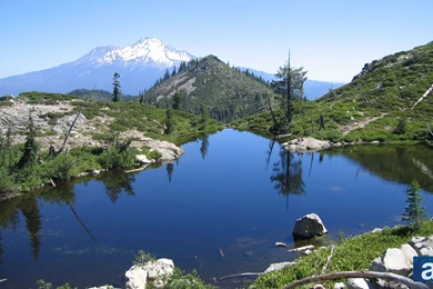 Adventure Journal – Wallpapers Wednesday: Mt. Shasta, California