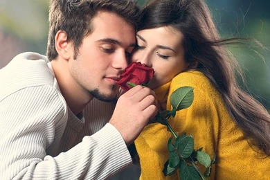 Couple in love wallpapers.jpg