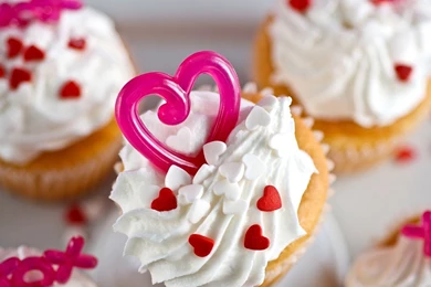 Book Pendant Heart Chain HD