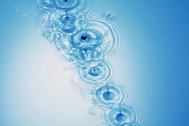 Full HD Water Drops Wallpapers For Mobile.jpg