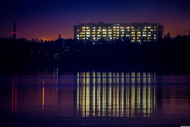 Building Reflections In Water Wallpapers Full HD [5120x3200]   Free ...