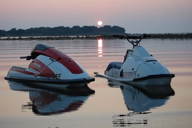 Jet Ski Wallpaper?   Page 2