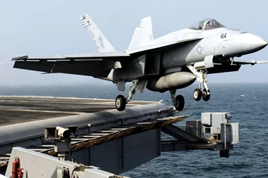 Free Widescreen Wallpapers: F/A 18E Super Hornet Carrier Launch ...