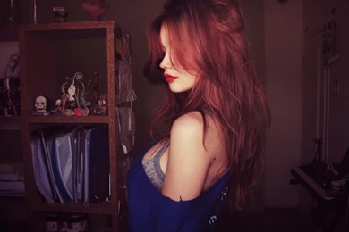 Red Girl Backgrounds Picture 1600x1200 Wide Wallpapers Hd   Desktop ...