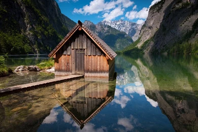 Lake Cottage 1280 X 1024 Wallpapers