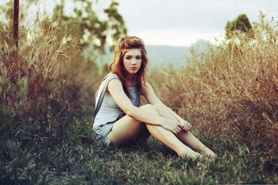 Young Cool Girl Wallpaper.jpg