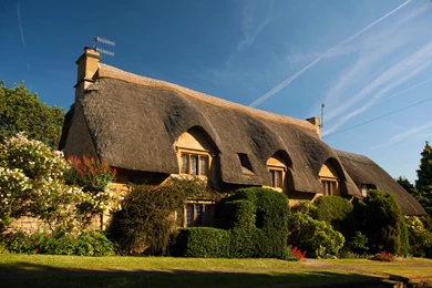 COUNTRY COTTAGE WALLPAPER   (