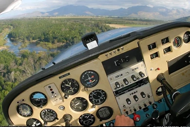 Photos: Cessna 172M Skyhawk II Aircraft Pictures