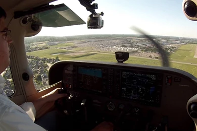 2013 Cessna 172 Skyhawk 6 Pattern Circuits   YouTube