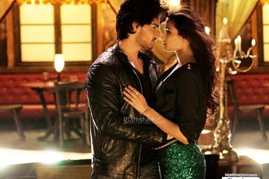 Sooraj Pancholi And Athiya Shetty's Hot Chemistry In HERO   Glamsham