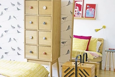 Modern Bedroom With Retro Sewing Box And Bird Motif Wallpapers ...