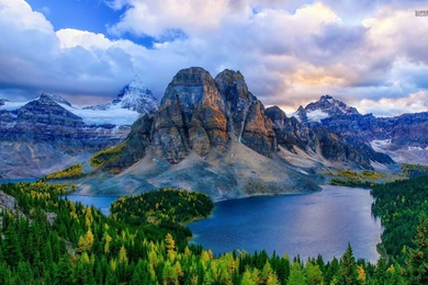 Fluffy Clouds Above The Rocky Mountains Wallpapers   Nature ...
