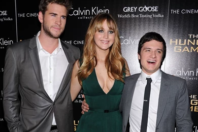 Jennifer Lawrence in New York at Hunger Games Screening 011.jpg