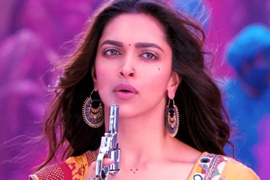Deepika Padukone Cute Smiling Hd Wallpapers