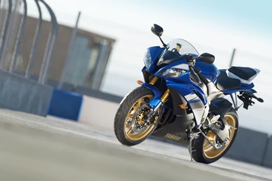 Yamaha YZF R6 Wallpapers HD Photos