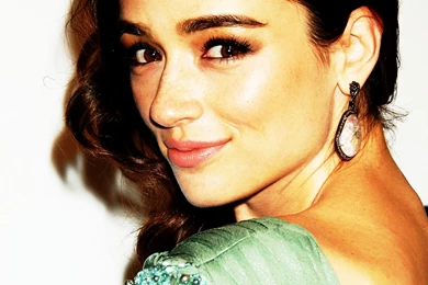 Crystal Reed   Crystal Reed Wallpapers (34947674)   Fanpop