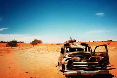 Wallpapers Alone Car Desert Old Photography Hd 1366x768