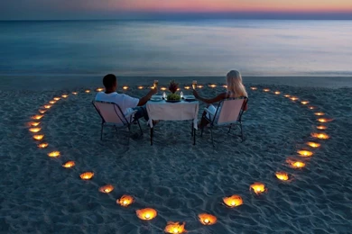 Couple Love Beach HD Wallpapers And Love Desktop Images