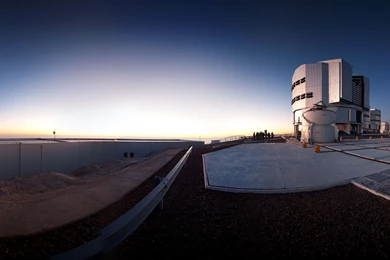 File:Very Large Telescope Ready For Action (wallpaper).jpg ...