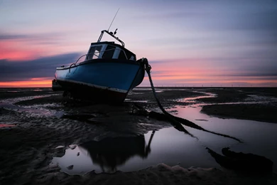 Abandon Ship Wallpapers HD Download Of Shipwreck