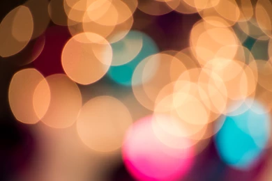 16 Gorgeous Christmas & Holiday Themed Bokeh Wallpapers