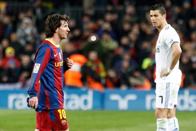 Messi Vs Ronaldo Footballers Wallpapers   Football HD Wallpapers