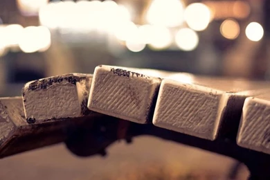 Danbo Box Bench Night Twitter Cover & Twitter Backgrounds