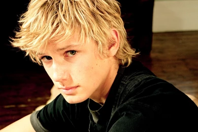 Alex Pettyfer Photo, Pics, Wallpapers   Photo